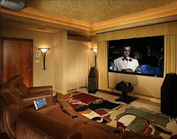 Coto de Caza - soundproof, state-of-the-art home theater
